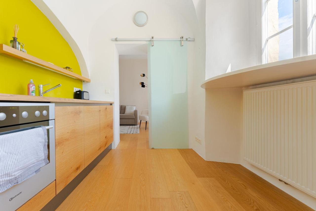 Cozy-City Appartement クレムス アン デル ドナウ エクステリア 写真